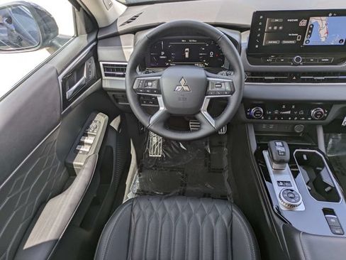 New 2026 Mitsubishi Outlander SEL AWD/4WD image 16