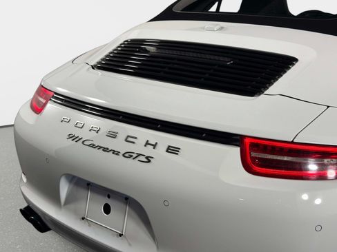 Used 2015 Porsche 911 Carrera 4 GTS AWD/4WD image 12