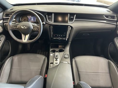 Certified 2025 INFINITI QX50 Sport AWD/4WD image 17