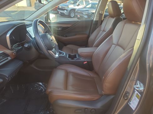 Used 2022 Subaru Outback Touring image 17
