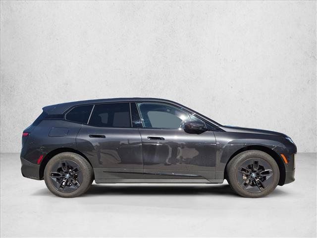 Used 2024 BMW iX xDrive50 w/ Convenience Package AWD/4WD image 4