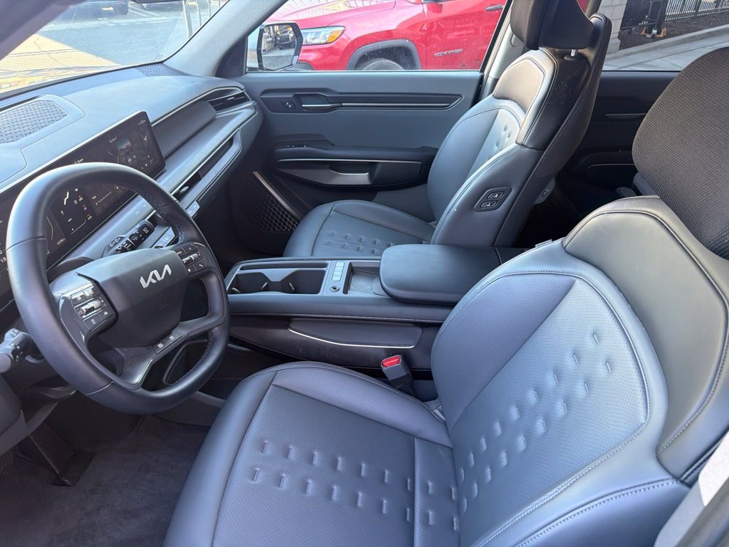 Used 2024 Kia EV9 Wind AWD/4WD image 10
