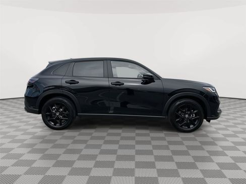 Certified 2025 Honda HR-V Sport image 5