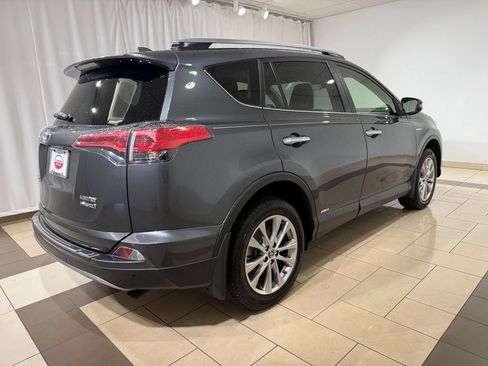 Certified 2018 Toyota RAV4 Limited AWD/4WD image 6