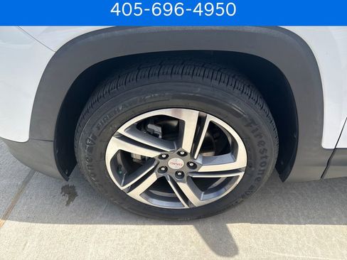 Used 2021 GMC Terrain SLT FWD image 18