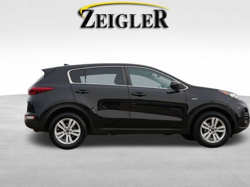 Used 2017 Kia Sportage LX image 8