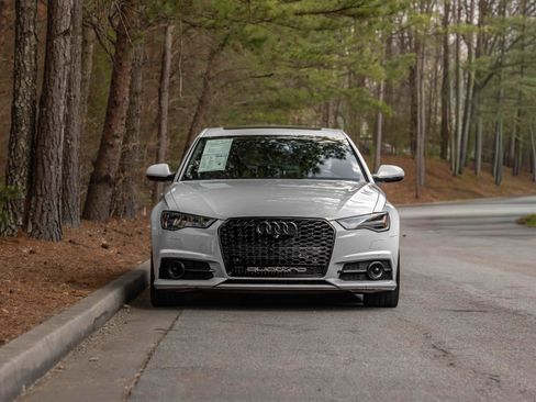 Used 2017 Audi S6 Prestige w/ S6 Sport Package image 31