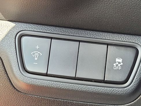 Used 2023 Kia Forte LXS image 27