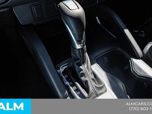 Certified 2025 Nissan Frontier SV image 41