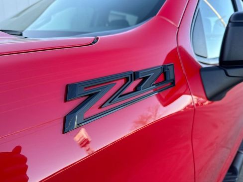 Certified 2025 Chevrolet Silverado 1500 Custom Trail Boss w/ Turbomax Blackout Package image 30