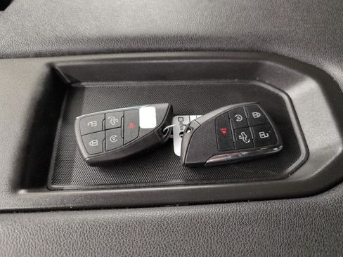 Used 2024 Chevrolet Silverado 1500 LT AWD/4WD image 26