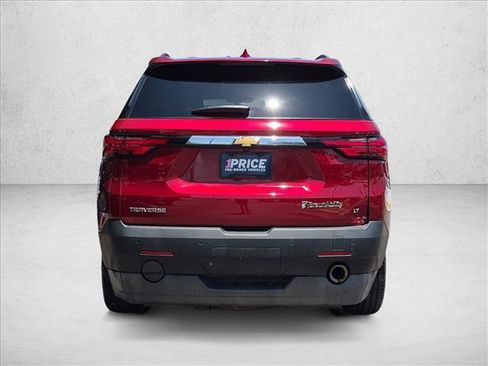 Used 2022 Chevrolet Traverse LT FWD image 7