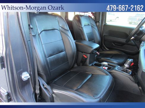 Used 2021 Jeep Wrangler Unlimited Sahara image 26