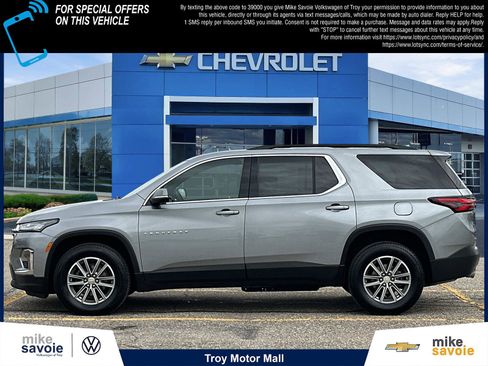 New 2023 Chevrolet Traverse LT FWD image 2