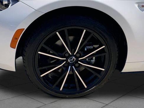 Used 2025 MAZDA MX-5 Miata RF Grand Touring RWD image 9