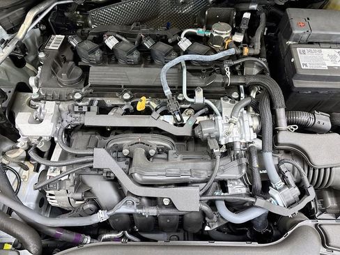 Used 2025 Toyota Corolla SE FWD image 21