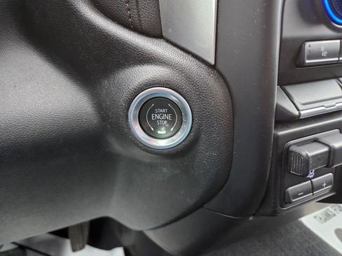 Used 2021 Chevrolet Silverado 3500 LT w/ Convenience Package image 23