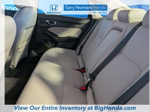 Used 2024 Honda Civic EX image 17