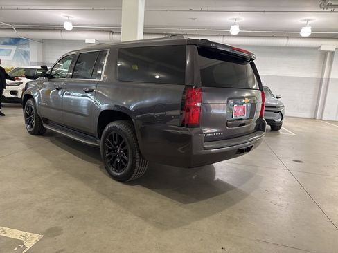 Used 2016 Chevrolet Suburban LT image 7