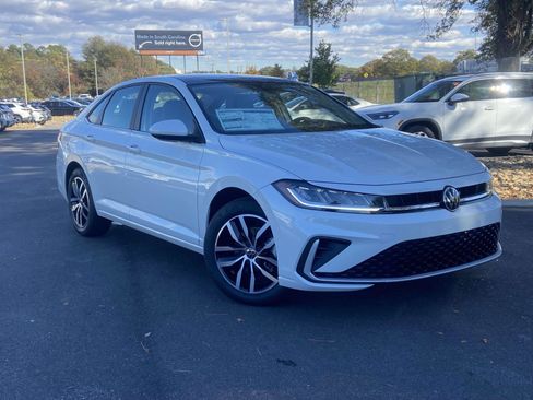 New 2026 Volkswagen Jetta SE image 1