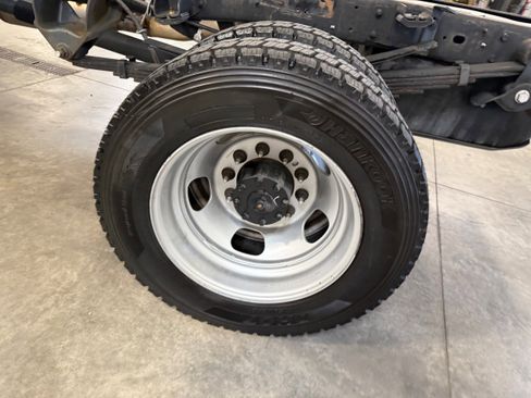 Used 2024 RAM 5500 Tradesman AWD/4WD image 31