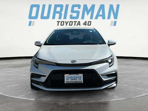 Used 2023 Toyota Corolla SE w/ Carpet Mat Package (TMS) FWD image 2