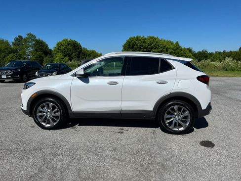 Used 2022 Buick Encore GX Essence w/ Experience Buick Package AWD/4WD image 6