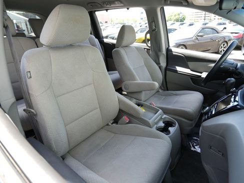 Used 2016 Honda Odyssey EX image 27