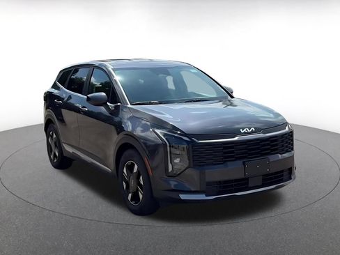 Used 2026 Kia Sportage LX FWD image 3