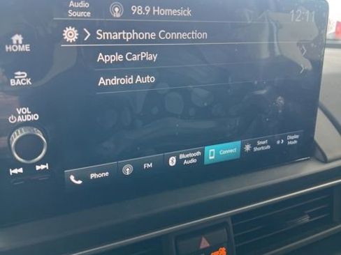 Used 2023 Honda Pilot EX-L image 7