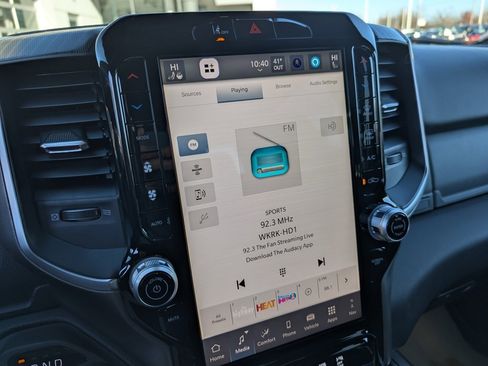 New 2026 RAM 1500 4x4 Crew Cab image 24