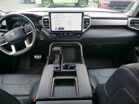 Used 2022 Toyota Tundra Limited image 5