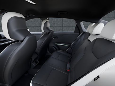 New 2026 Kia K4 GT-Line image 18