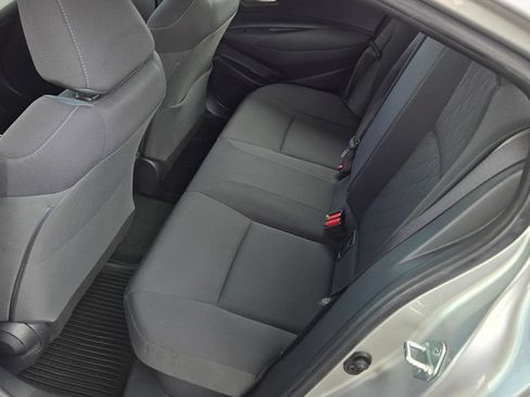 Used 2020 Toyota Corolla LE FWD image 11