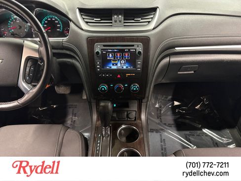 Used 2017 Chevrolet Traverse LT AWD/4WD image 15