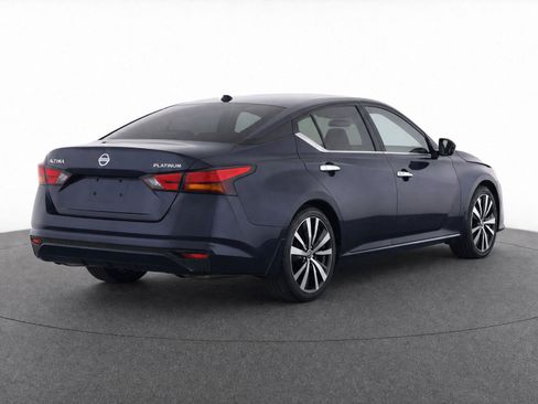Used 2019 Nissan Altima 2.5 Platinum FWD image 12