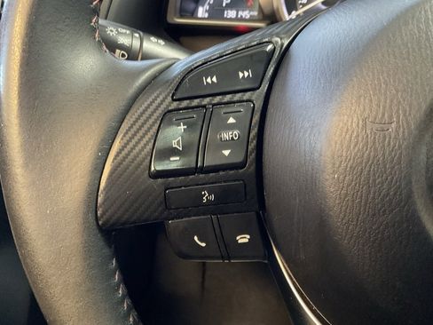 Used 2014 MAZDA MAZDA3 i Grand Touring image 12