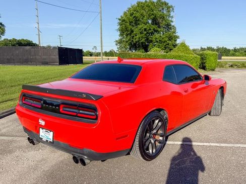 Used 2021 Dodge Challenger R/T Scat Pack w/ Shaker Package RWD image 5