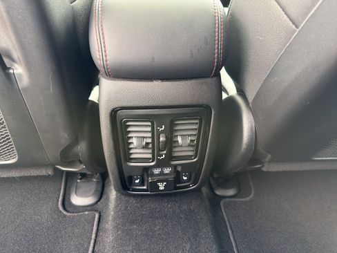 Used 2021 Dodge Durango R/T w/ Tow 'N Go Package AWD/4WD image 33