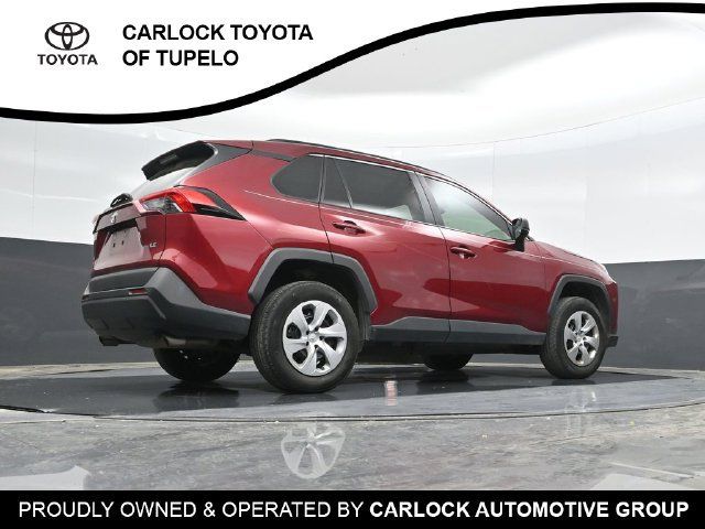 Used 2019 Toyota RAV4 LE FWD image 34