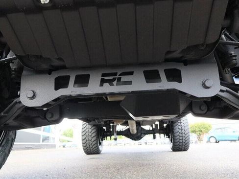Used 2024 GMC Sierra 3500 Denali Ultimate AWD/4WD image 9