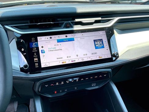 New 2026 Jeep Cherokee Limited image 6