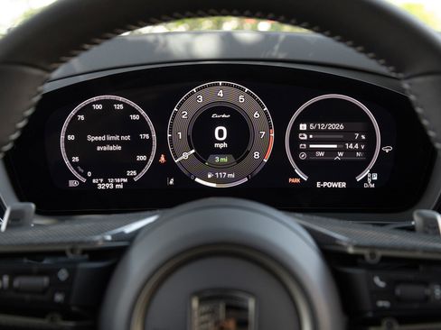 Certified 2025 Porsche Cayenne Turbo AWD/4WD image 14