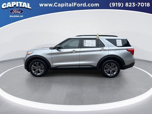 Certified 2023 Ford Explorer XLT w/ Equipment Group 202A image 5