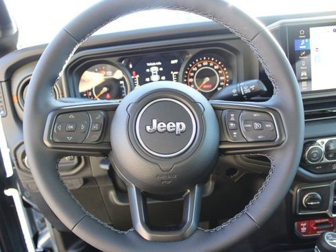 New 2026 Jeep Gladiator Mojave w/ Safety Group image 13