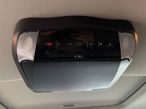 Used 2016 Honda Odyssey EX-L image 39