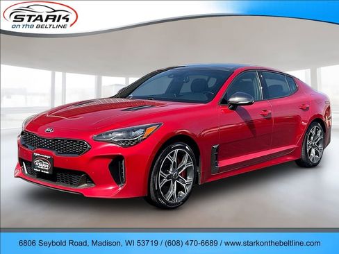 Used 2018 Kia Stinger GT1 AWD/4WD image 3