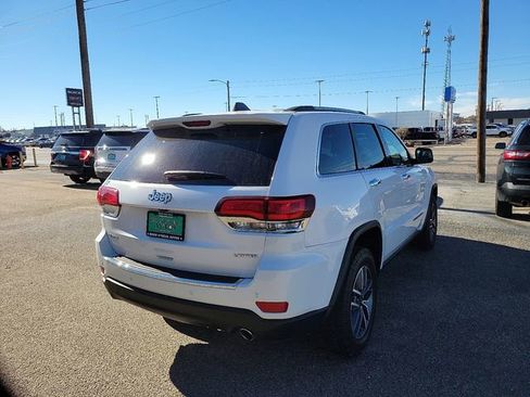 Used 2020 Jeep Grand Cherokee Limited image 3