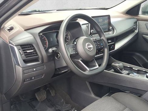 Used 2023 Nissan Rogue SV AWD/4WD image 10