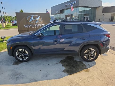 Used 2025 Hyundai Tucson SEL FWD image 9